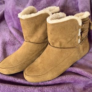 Lucky Brand Accalie Faux Suede/Fleece Lined Booties Size 10